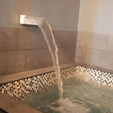 Manoir - 24h Du Mans - Piscine - Jacuzzi * Coulaines